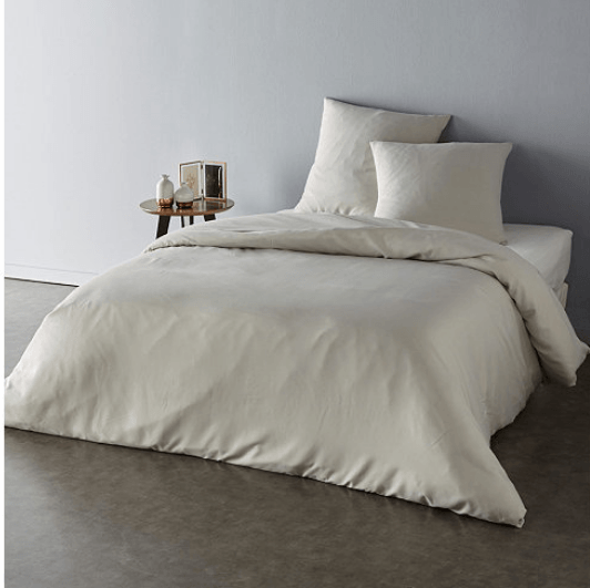 Housse de couette 240X220cm   2 taies d oreiller GREY   Linge De Lit BUT.png