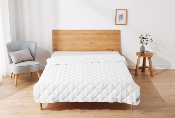 LIVARNO-home-Couette-matelassée-240-x-220-cm-LIDL-01-02-2025_11_04_AM.png