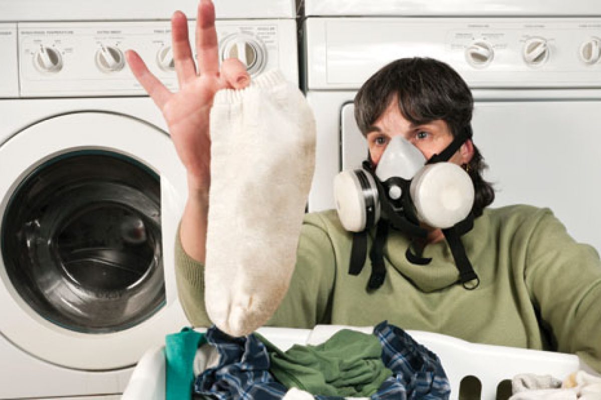 smelly-laundry-1200x800_c.jpg