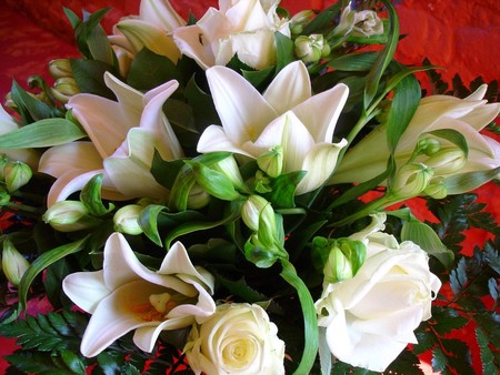 t-bouquet_blanc_roses_lys.jpg