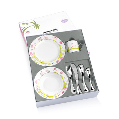 coffret-bebe-jenny-7-pieces-porcelaine-inox.jpeg